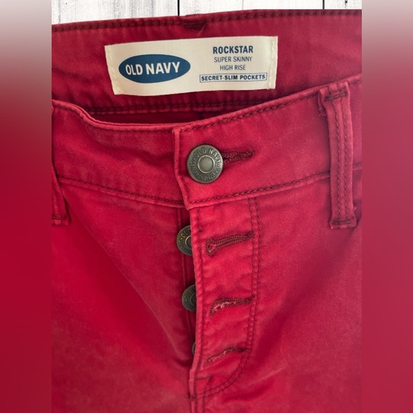 Old Navy Rockstar Super Skinny High Rise Sateen Button Fly Jeans Women Sz 2 Red - Picture 3 of 7